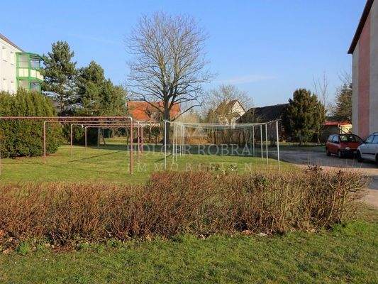 Grünfläche am Haus