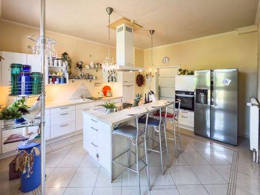 Küche ( Gehört nicht zum Kaufangebot)