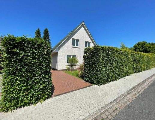 1 Ansicht von der Strasse