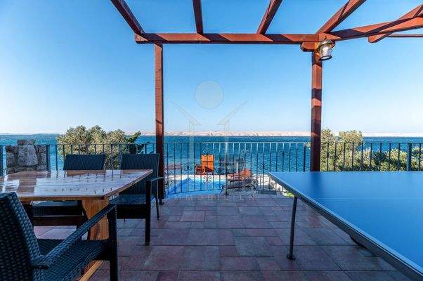 Klimatisierte Oase mit stilvoller Möblierung