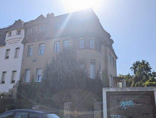 Hausansicht von der Straße