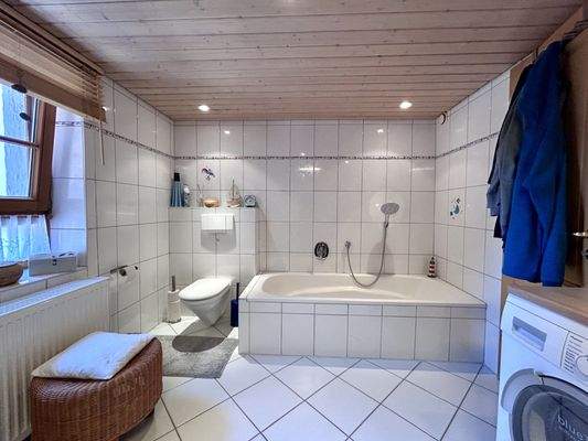 Badezimmer EG Haus 1