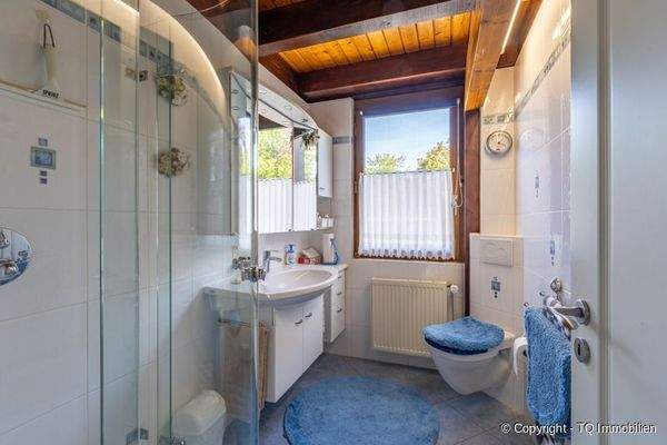 Duschbad im Erdgeschoss