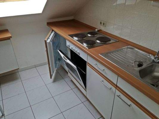 Küche mit Einbauküche