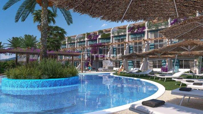 Apartments in a Seafront Complex in Girne Esentepe
