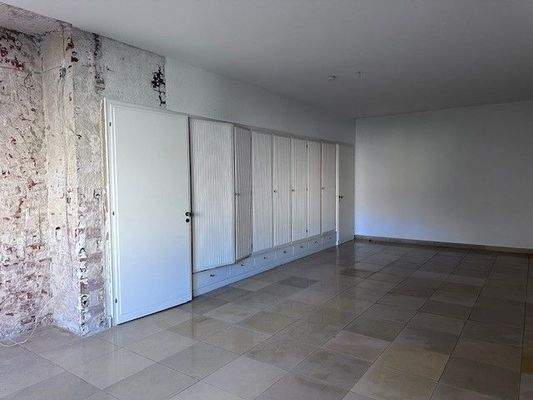 Schlafzimmer mit Einbauschränken