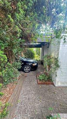 Garage neben dem Hauseingang