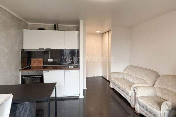 3467 Wohn-Schlafraum b