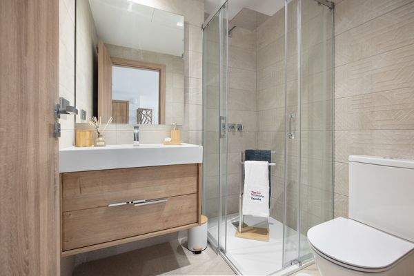 B9_Solemar_apartments_Casares_bathroom_Oct 23.jpg