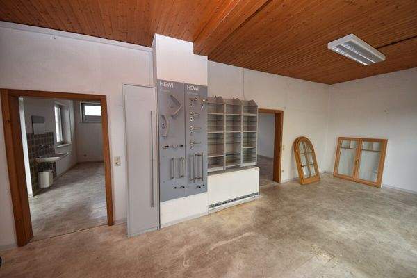 Ausstellungsgebäude