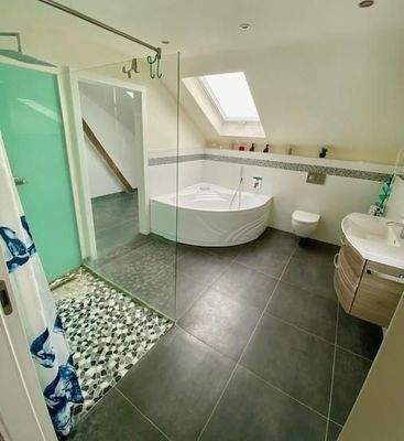 BadezimmerObergeschoß