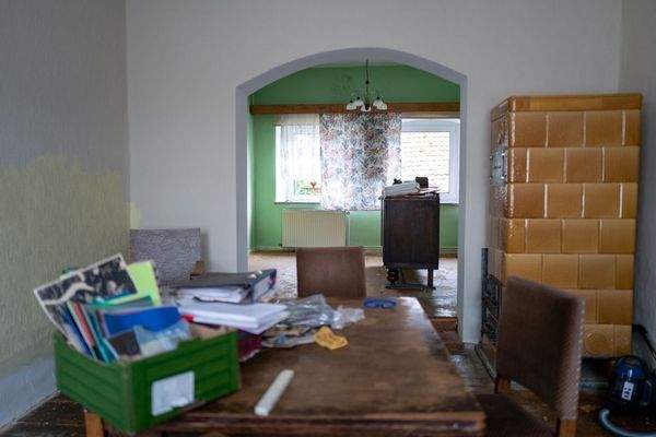 Innenraum mit Kachelofen