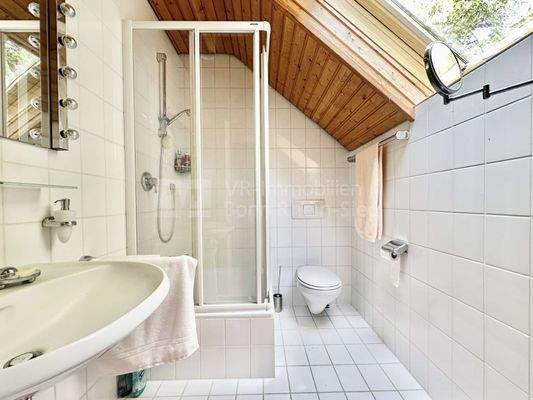 Duschbadezimmer 1. OG