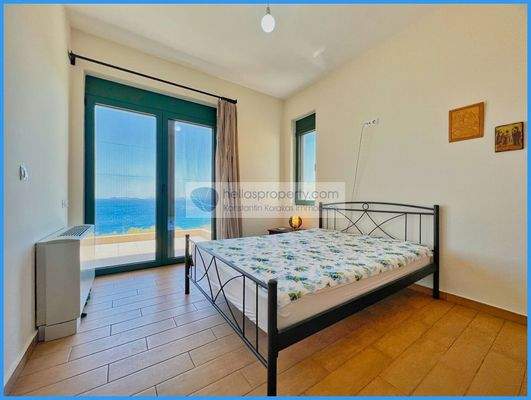 2e2a043b2a7d4d459c897b697a203e30-original