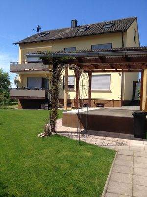 Außenansicht Carport