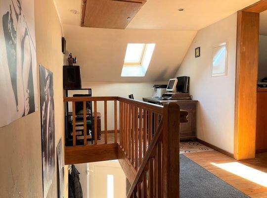 Flur mit Arbeitsplatz