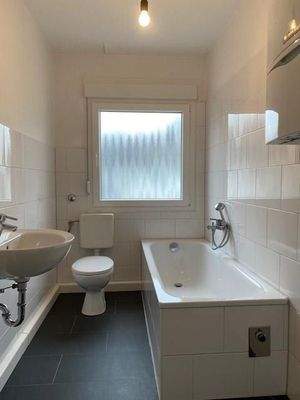 Langfuhrer Straße 1, Bad