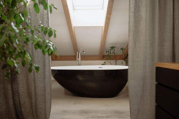 25 Badewanne Masterbad.jpg