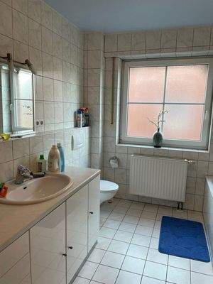 Bad im 1. OG