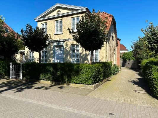 Eden-Ehbrecht-Immobilien_Verkauf_6-Parteien-MFH_Oldenburg-Osternburg_Vorderhaus