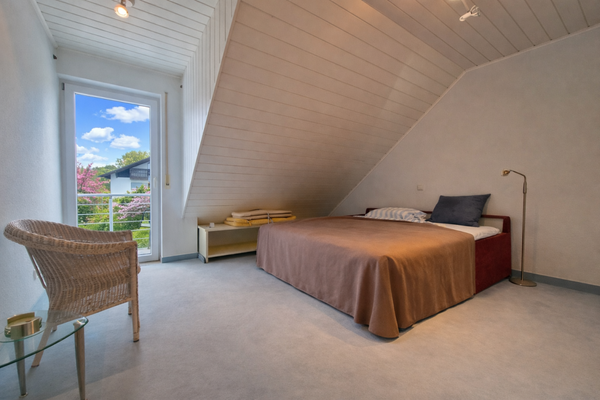 Schlafzimmer (Dachgeschoss)