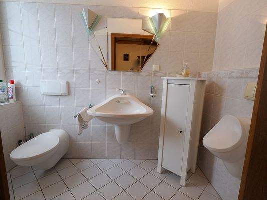 Gäste-WC im Eingangsbereich