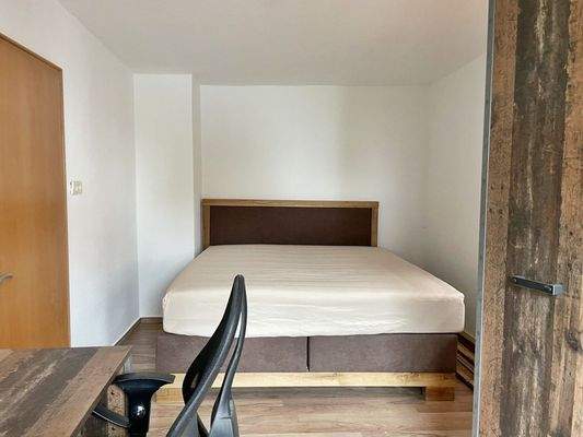 Schlafzimmer im Obertgeschoss.jpg