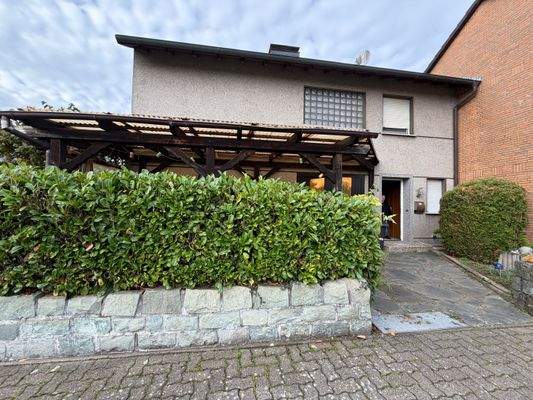 Hauseingang und Freisitz