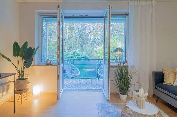 Doppelflügeltür zum Balkon 