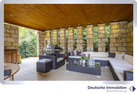 Outdoor überdacht