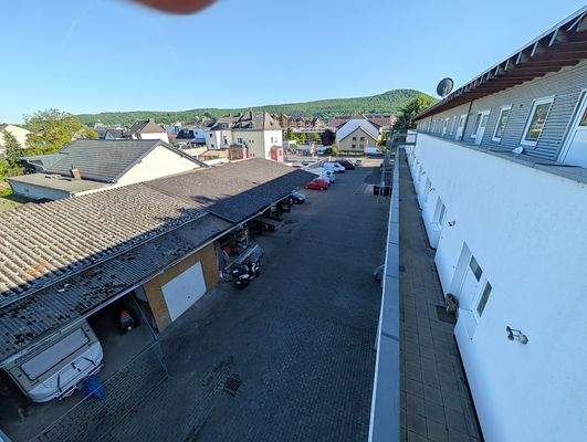 Blickrichtung Hof.jpeg