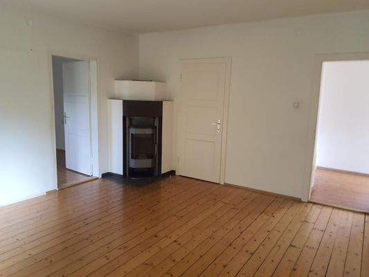 Wohnzimmer mit Ofen
