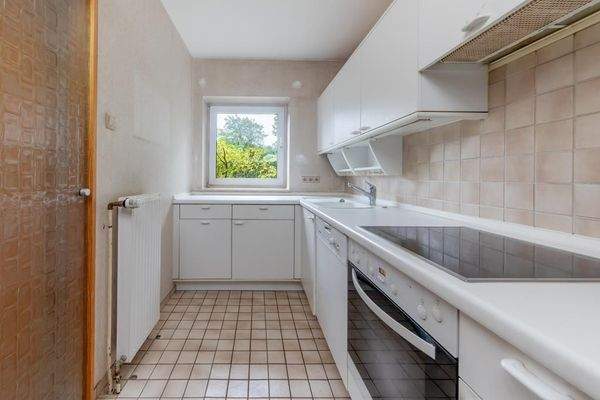 Zeitlose Einbauküche