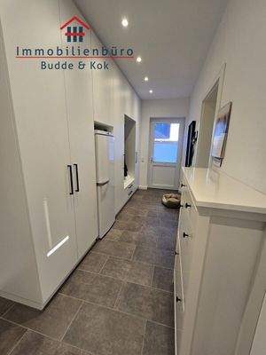 Abstellraum mit Einbauschränken