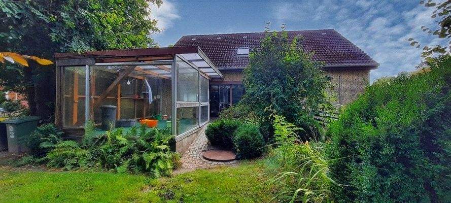 Rückansicht der Immobilie