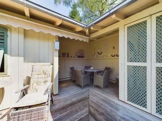 Poolterrasse