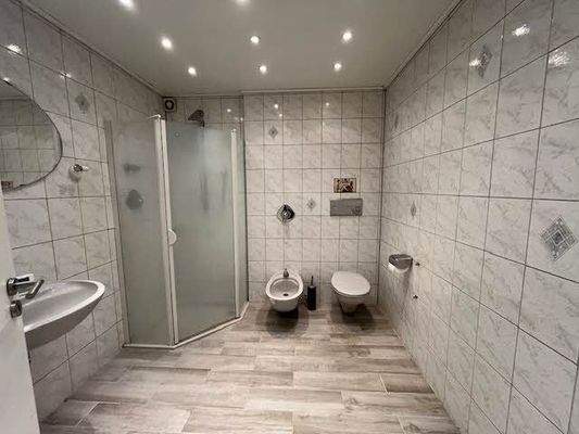 Duschbad im UG