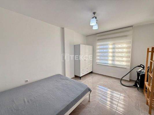 Furnished Apartment in a Complex with a Pool in Alanya