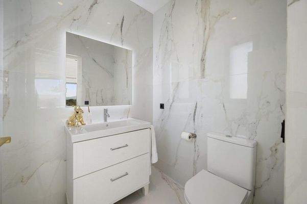 Exklusive Neubauvilla mit Aussicht zu verkaufen in Son Gual Mallorca BHHS-BAL-0778