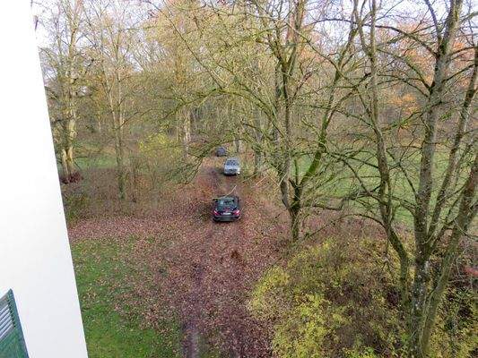 Blick auf die eigene Zufahrt 