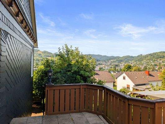 Ausblick Terrasse EG - Werz Immobilien