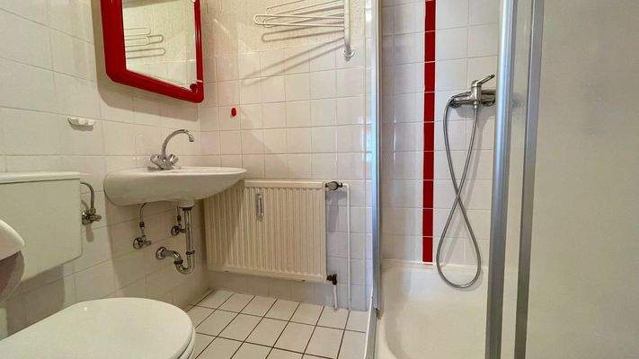 Duschbad im Erdgeschoss