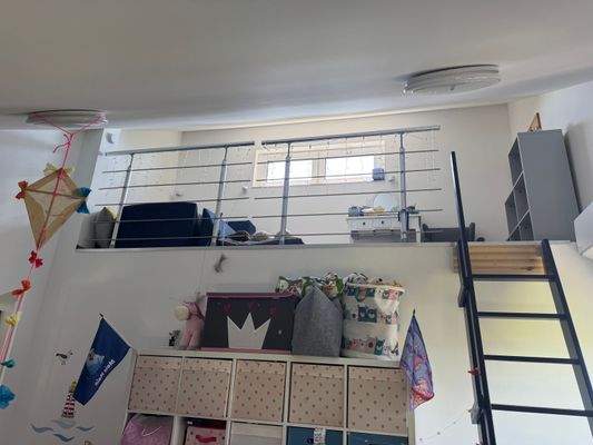 OG. Ki.-Zi. m. Galerie 