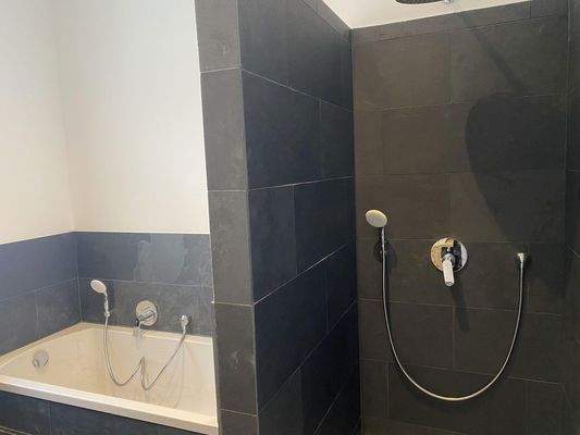 Regendusche+Badewanne