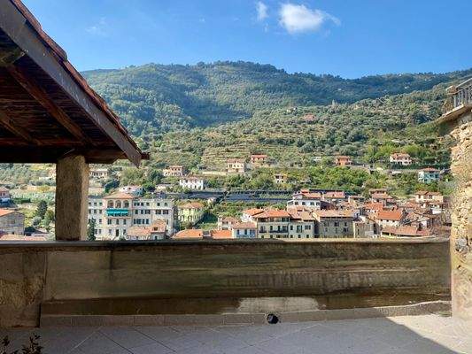 TI_DA_935_12_TERRA ITALIA IMMOBILIEN_LIGURIEN_DOLC