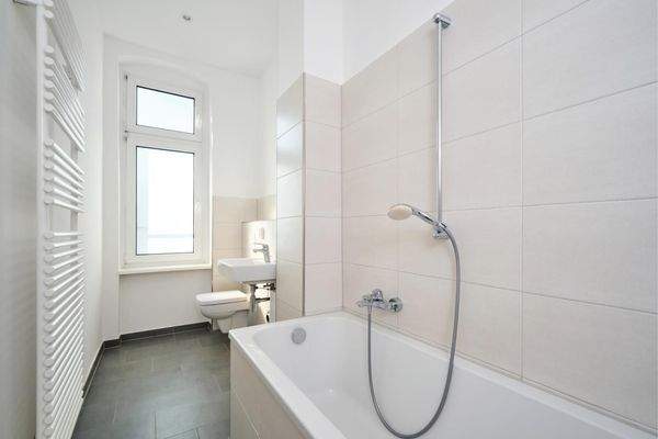 großes Tageslichtbad