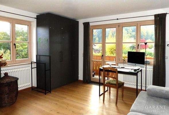 Arbeits-/Gästezimmer OG