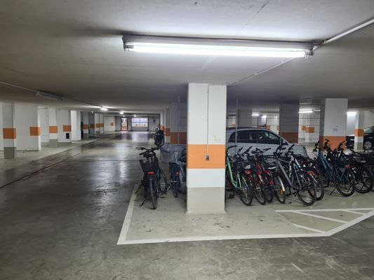 20241016_Gesamtansicht Garage.jpg