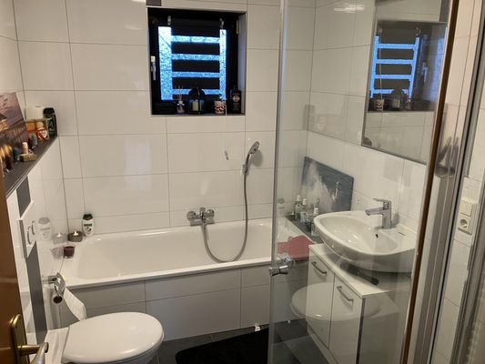 Badezimmer EG