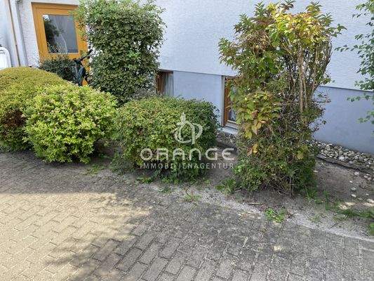 Die Wohnung liegt im Souterrain